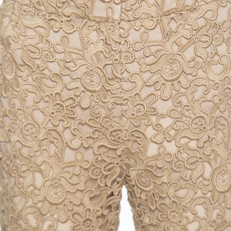 Valentino Gold Embroidered Floral Lace Pants S In Good Condition In Dubai, Al Qouz 2
