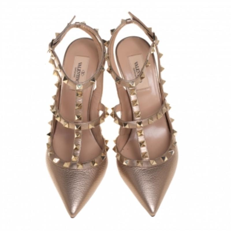Women's Valentino Gold Leather Rockstud  Ankle Strap Sandals Size 39.5 For Sale