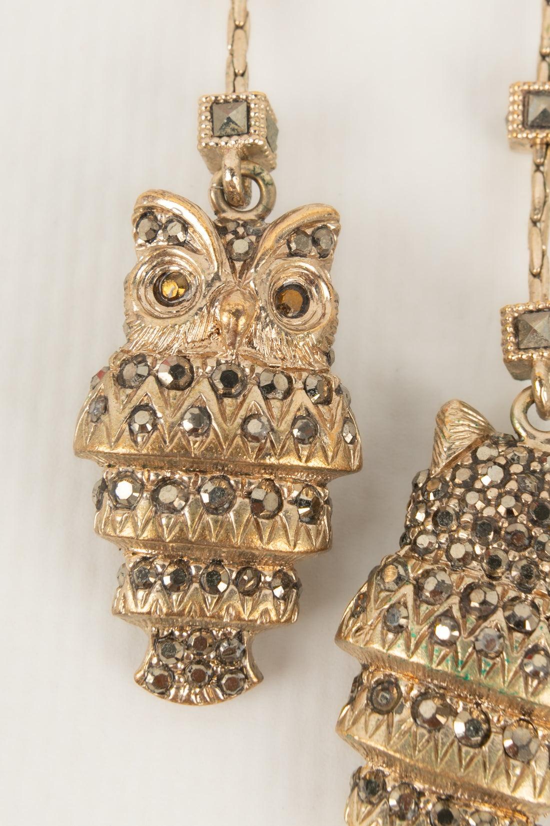 Women's Valentino Golden Metal Earrings with Rhinestones For Sale