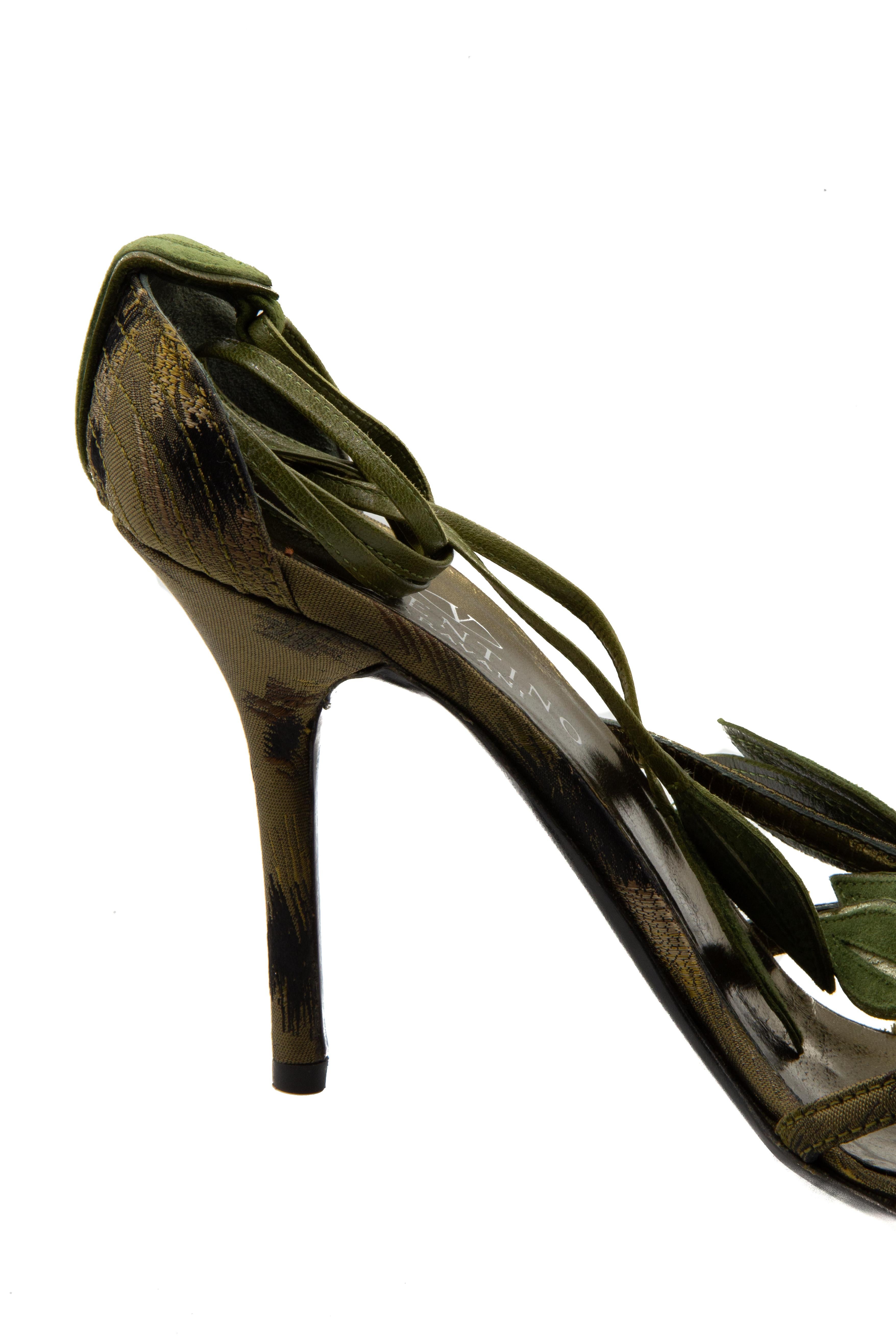 Valentino Green Bamboo Leaf Pewter Sandals In Good Condition In London, GB