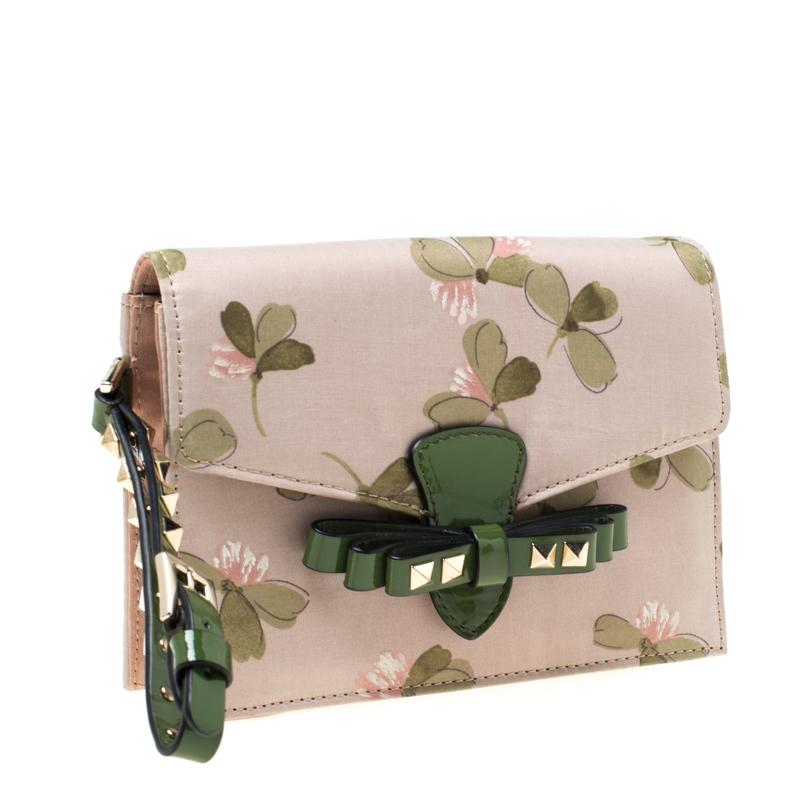 Women's or Men's Valentino Green/Beige Floral Print Fabric Studded Bow Wristlet Clutch
