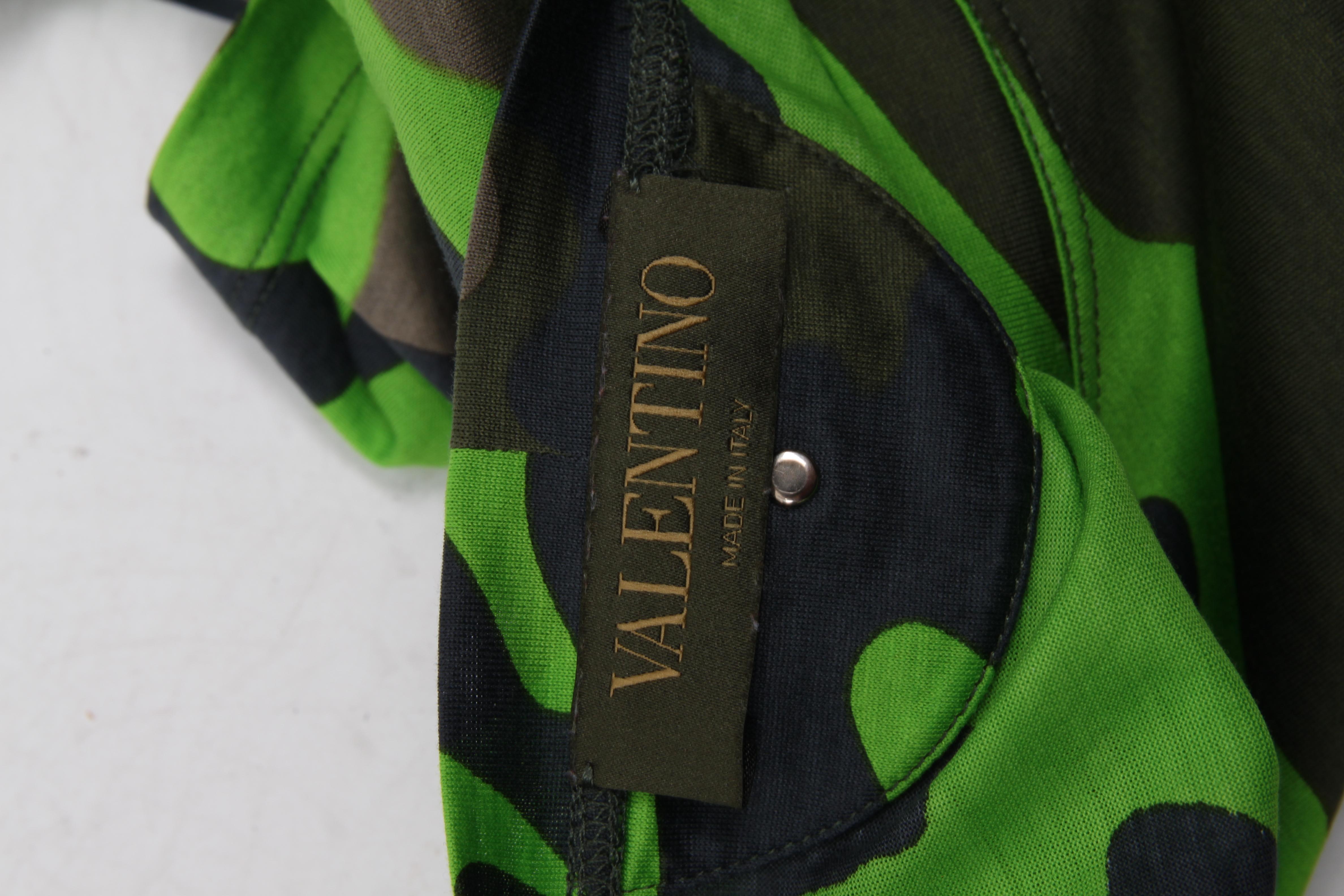 Valentino Green Camo Short-Sleeve Rockstud T-Shirt For Sale 1