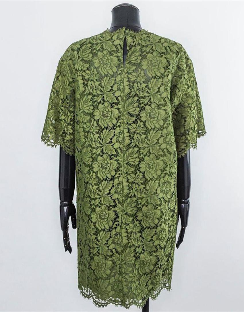 VALENTINO

Green cotton lace dress 

Size: US S


Pre-owned. Excellent condition. 
PLEASE VISIT OUR STORE FOR MORE GREAT ITEMS

AV