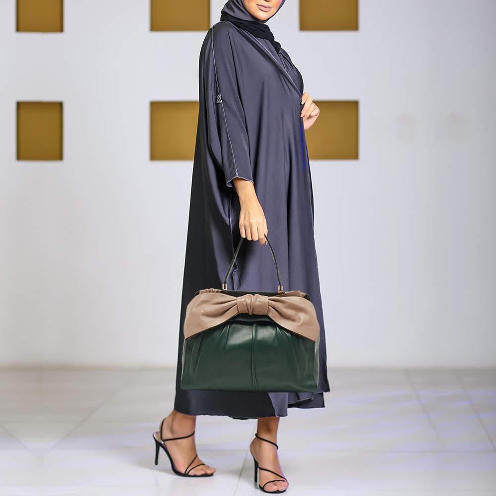 Valentino Green/Dusty Pink Leather Aphrodite Bow Top Handle Bag In Good Condition In Dubai, Al Qouz 2
