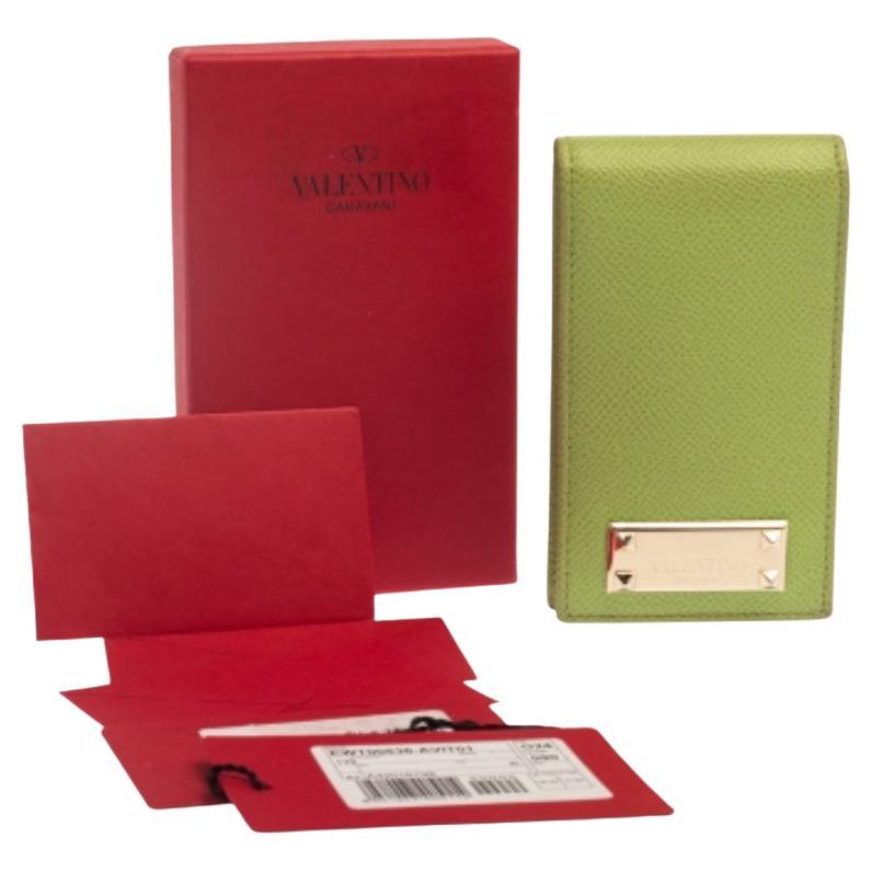 Valentino Green Grained Leather Rockstud iPhone 5 Flip Case For Sale 6