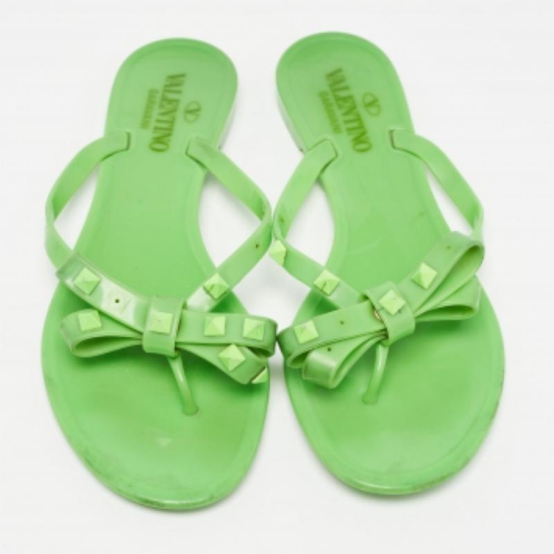 Valentino - Chausssures plates à clous verts, taille 38 en vente 2