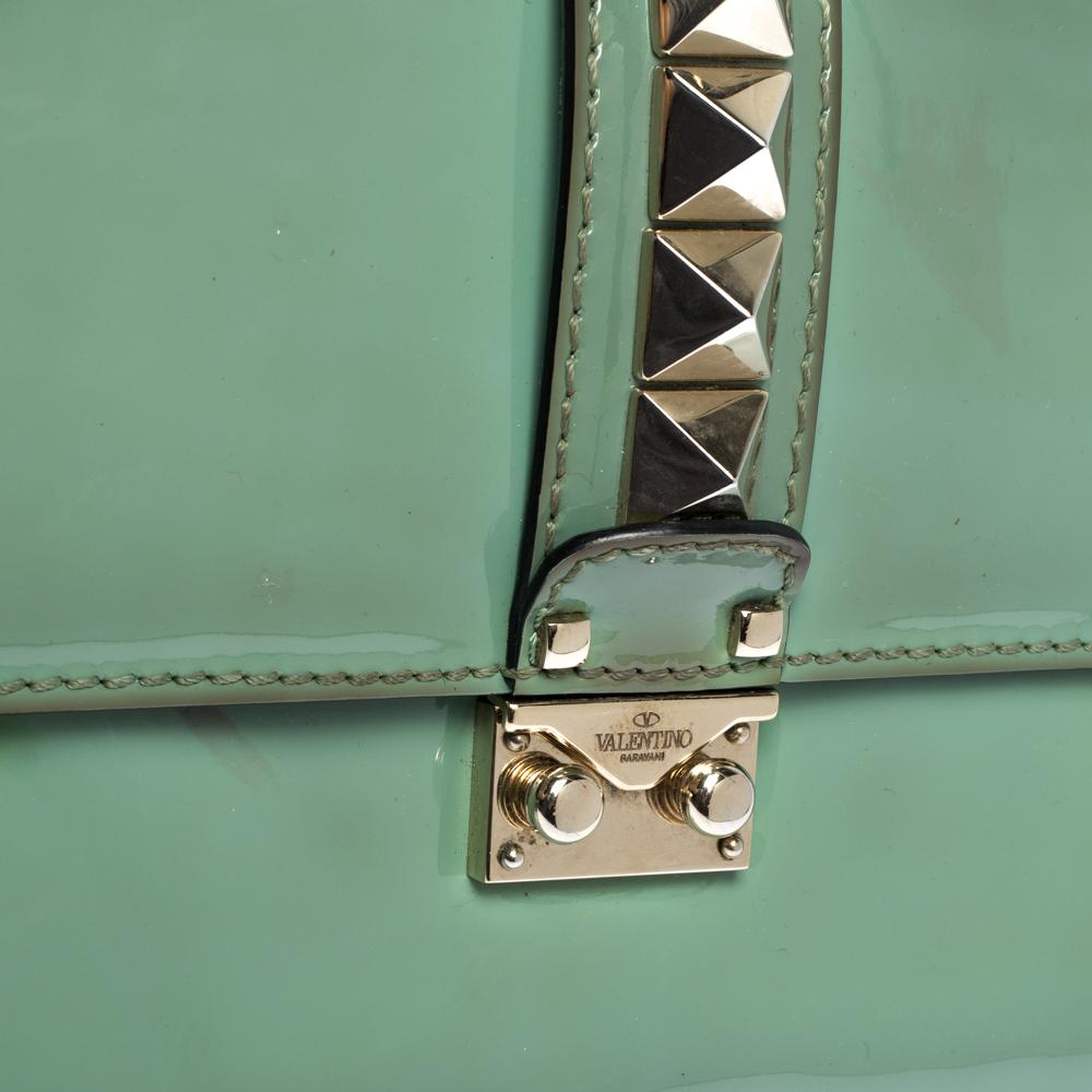 Valentino Grün Lackleder Rockstud Medium Glam Lock Flap Tasche 4