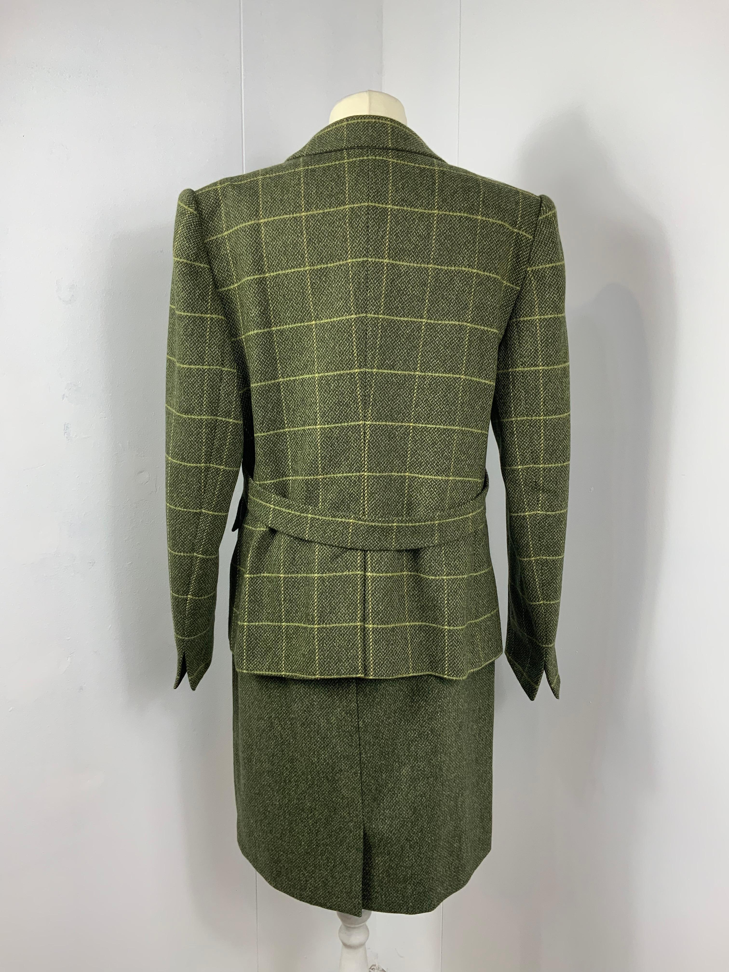 Valentino green wool Suit In Good Condition In Carnate, IT