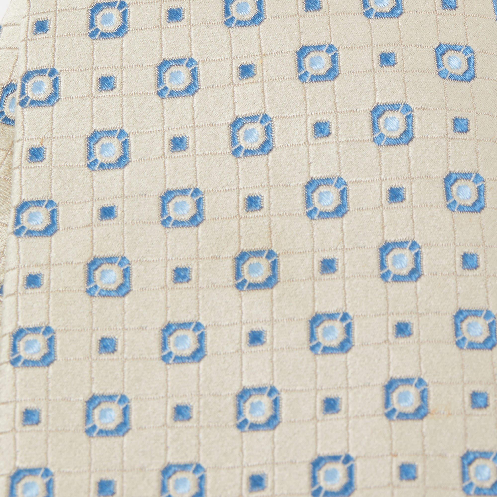 Valentino Greige Square Pattern Silk Tie In Fair Condition For Sale In Dubai, Al Qouz 2