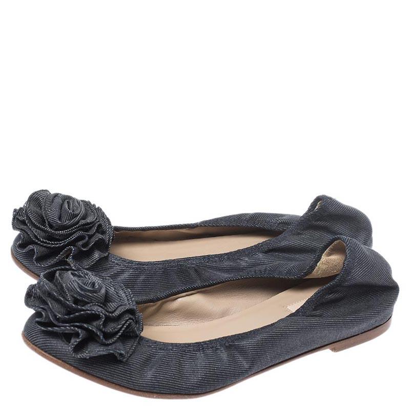 Women's Valentino Grey Canvas Flower Detail Ballet Flats Size 35