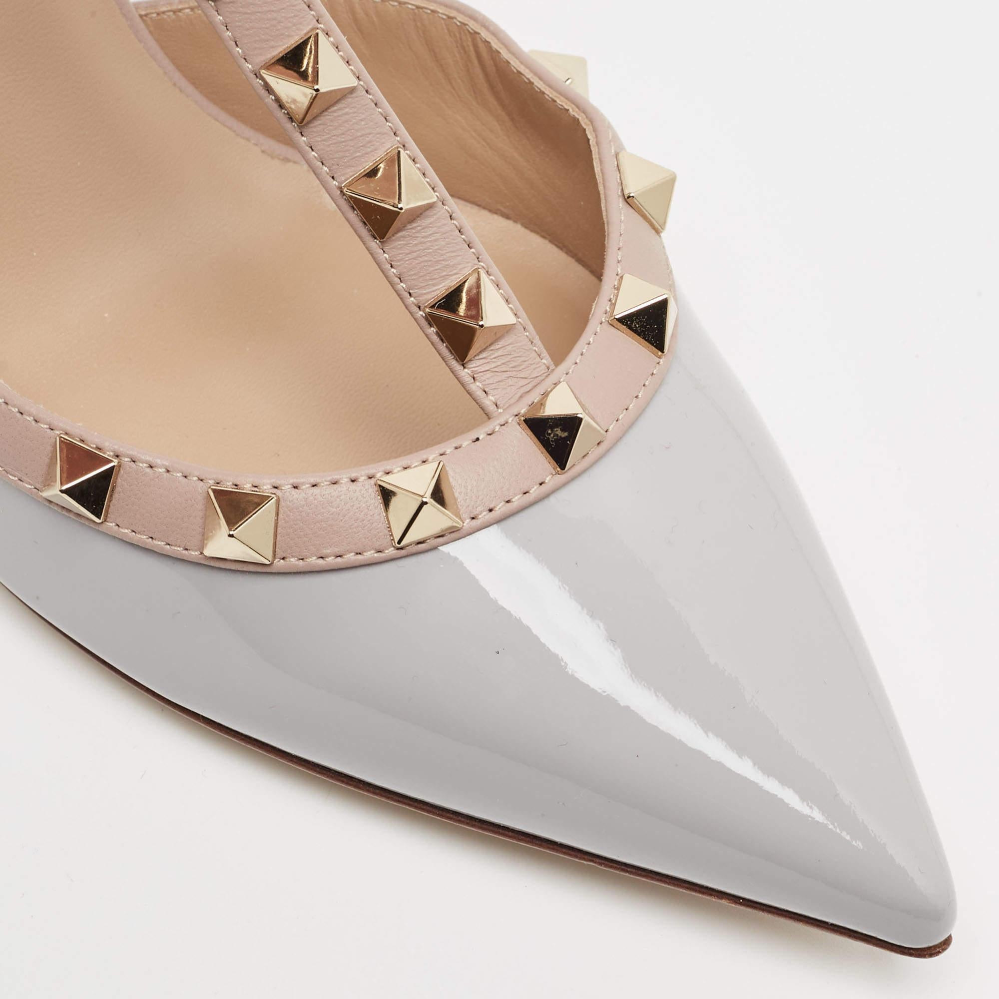 Complement your well-put-together outfit with these authentic Valentino Rockstud shoes. Timeless and classy, they have an amazing construction for enduring quality and comfortable fit.

Includes: Original Dustbag, Original Box, Extra Heel Tips, Info