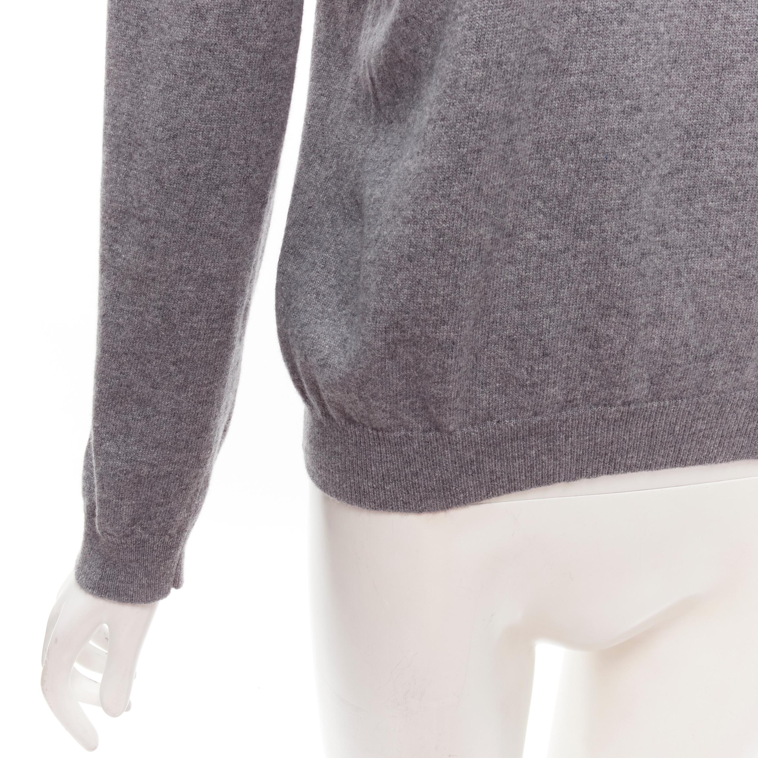 VALENTINO grey virgin wool cashmere pink cursive graphic logo sweater top M For Sale 3