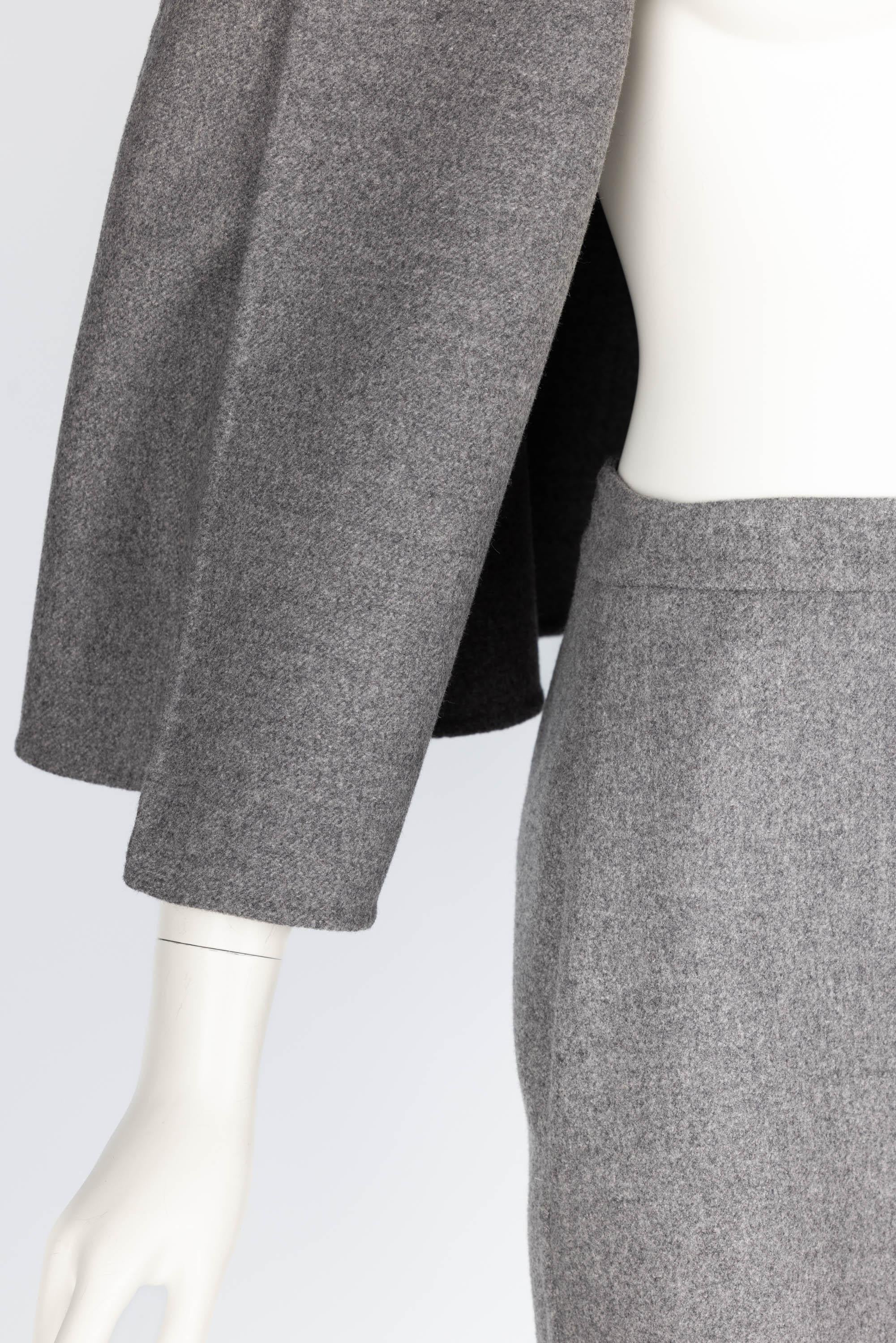 Valentino Grey Wool Angora Cape Mini Skirt Suit Set For Sale 5