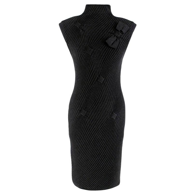 Valentino Grey Wool, Silk & Cashmere Ribbed Bow Applique Dress - Size M For Sale