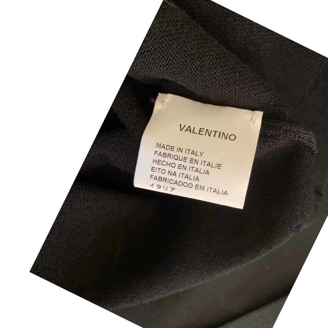 Valentino Hand Beaded and Sequins Black Knit Blouse Italy Size 6 For Sale 2