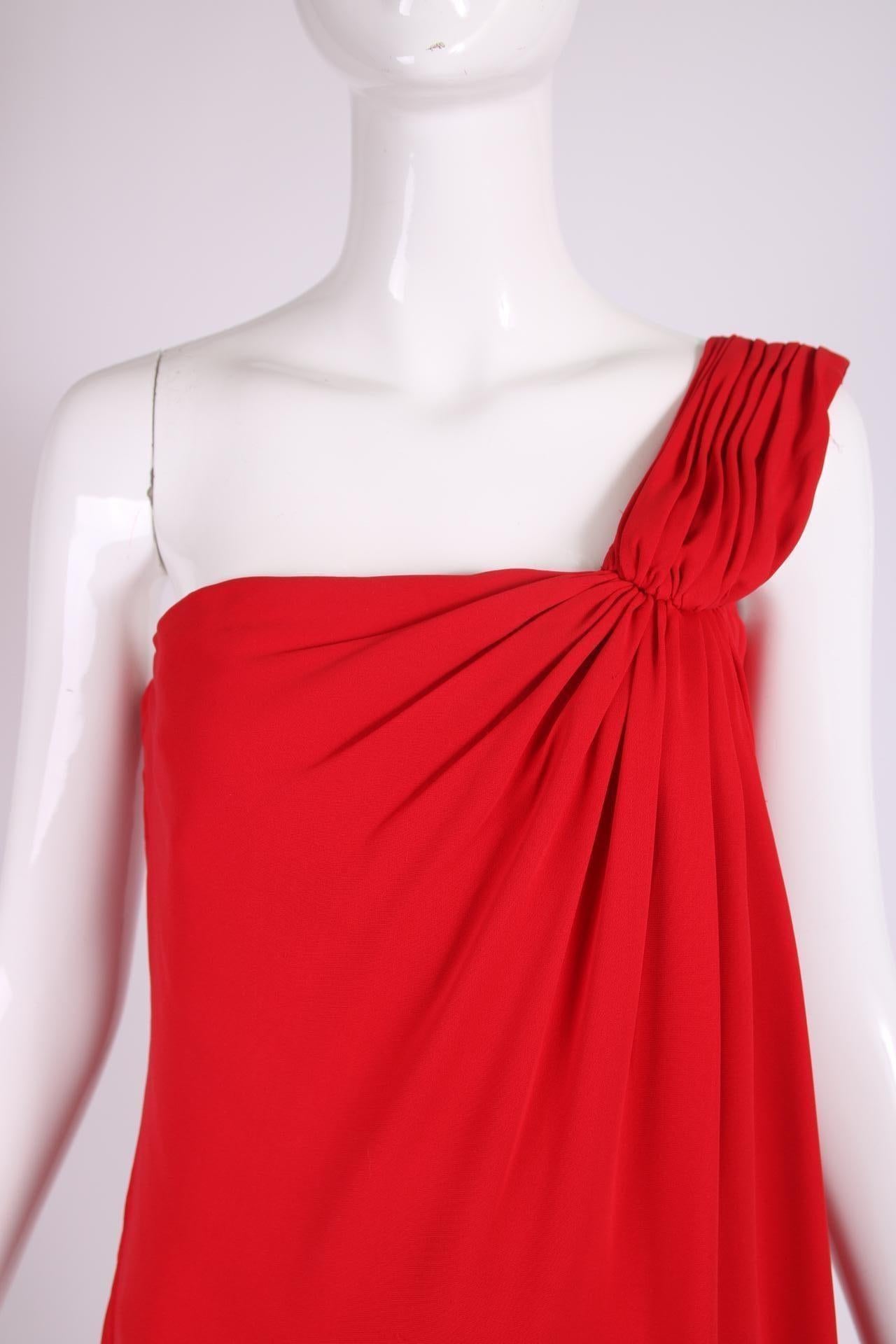 Valentino Haute Couture Red Silk Single Shoulder Column Gown w/Side Slit In Good Condition In Studio City, CA