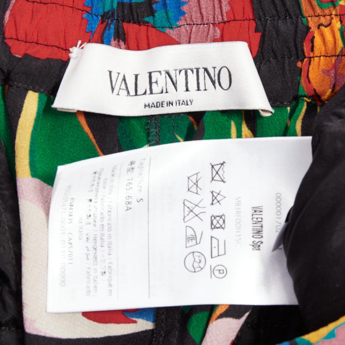 VALENTINO Hawaiian Couure 100% Seidenkrepp-Hohe Shorts mit Papagei-Blumendruck S im Angebot 4