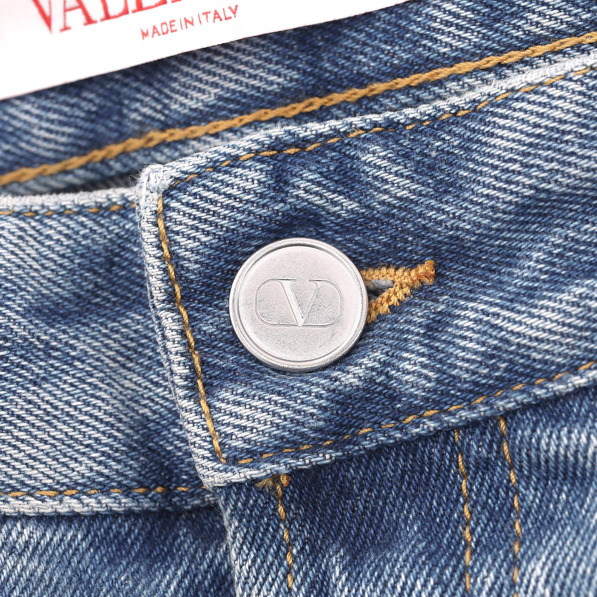 Valentino - Jean à jambe large et à taille haute Jeans en vente 1