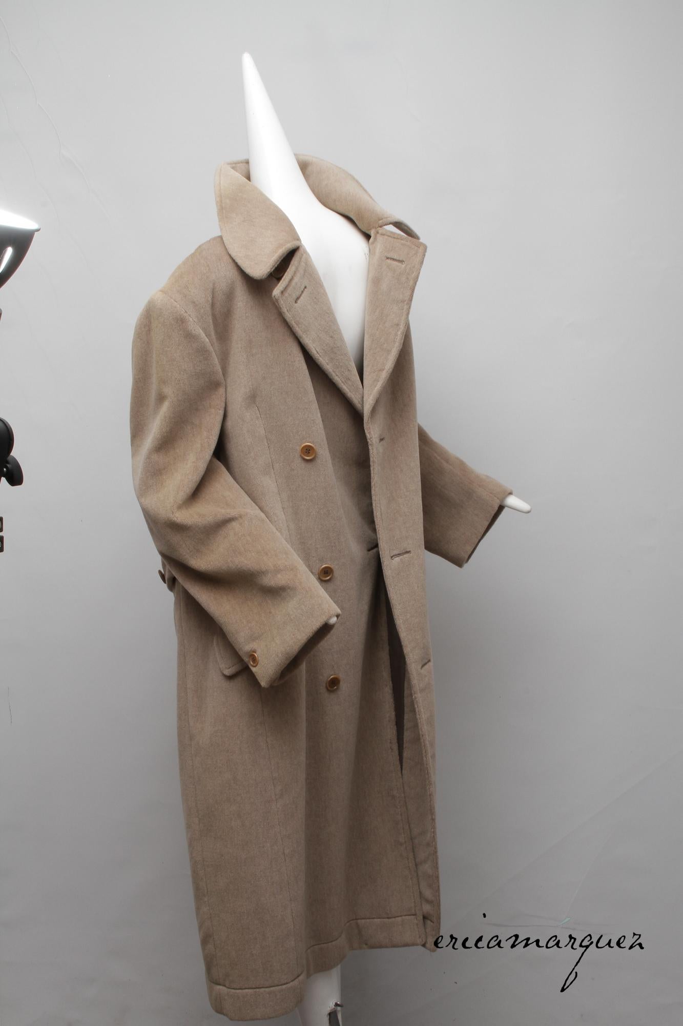 VALENTINO, Honey Color, Velour, Long Overcoat, Right and Left Buttons, F/W 1989 For Sale 5