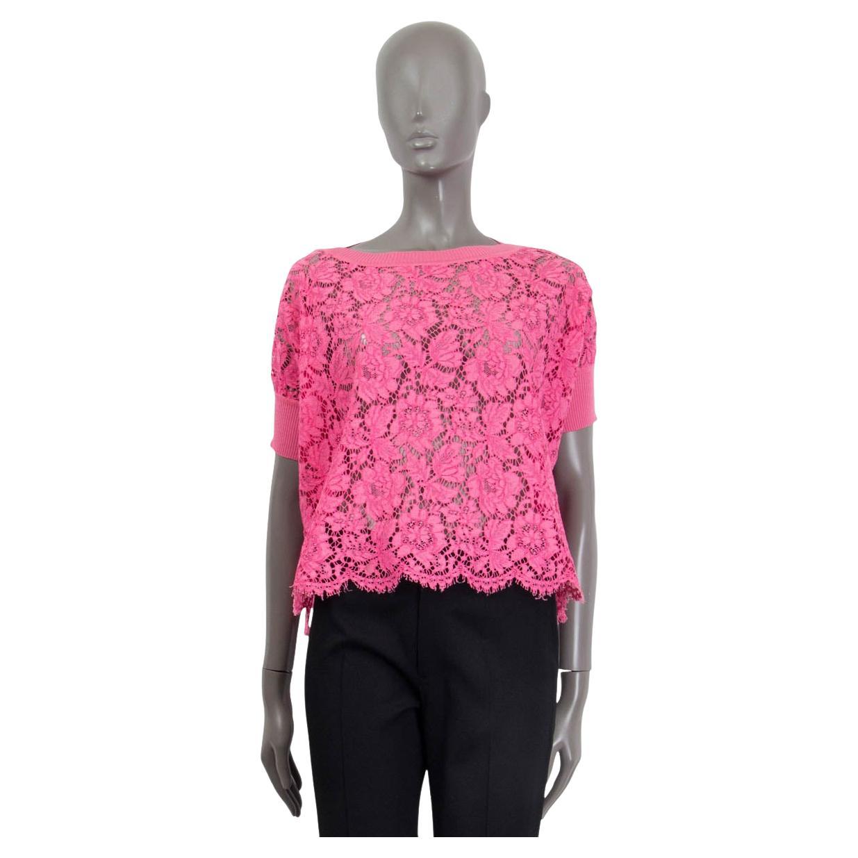 VALENTINO - T-shirt en coton rose vif avec dentelle surdimensionnée, taille M