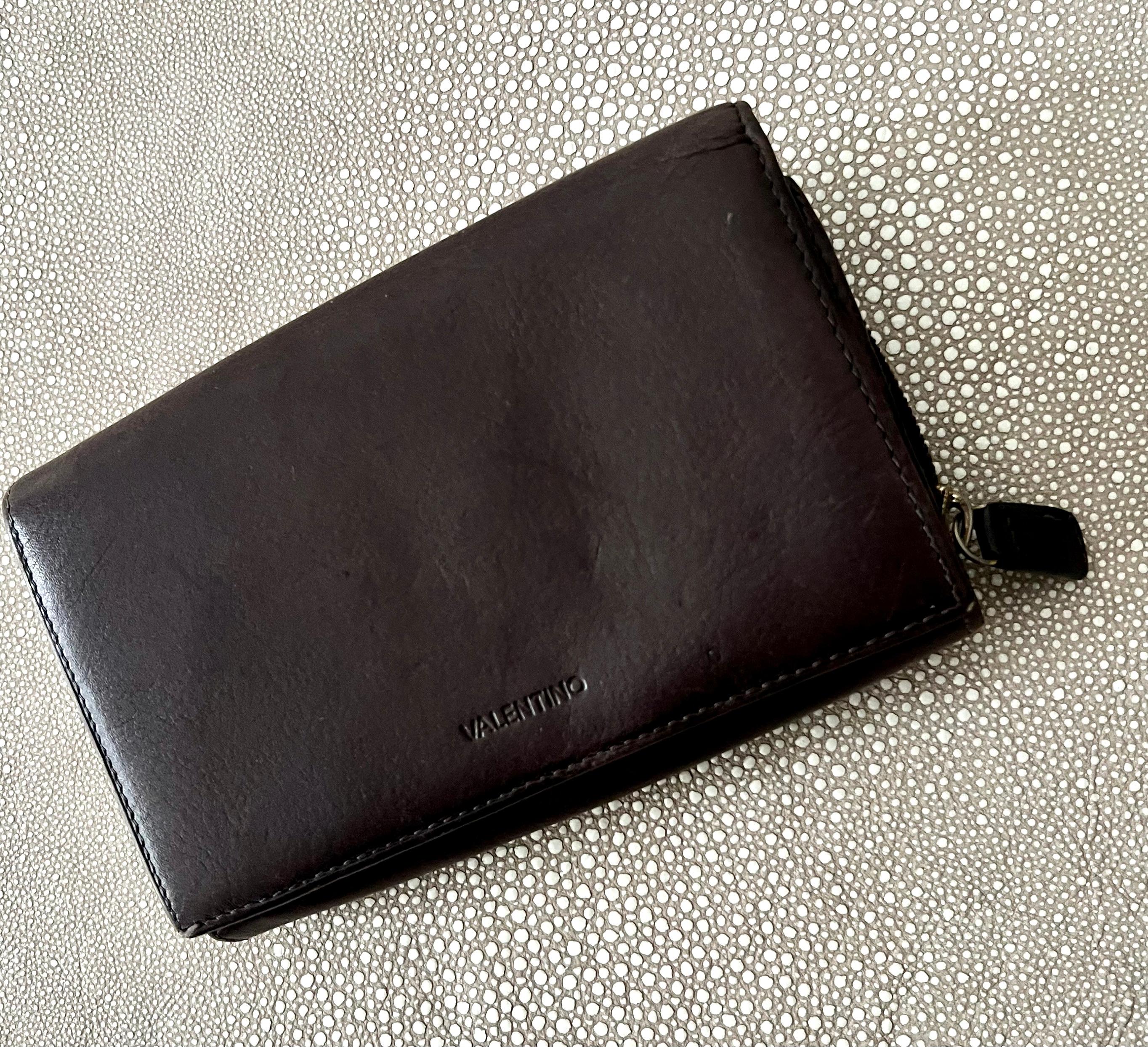 Valentino Italian Duo Fold Leather Wallet For Sale 3