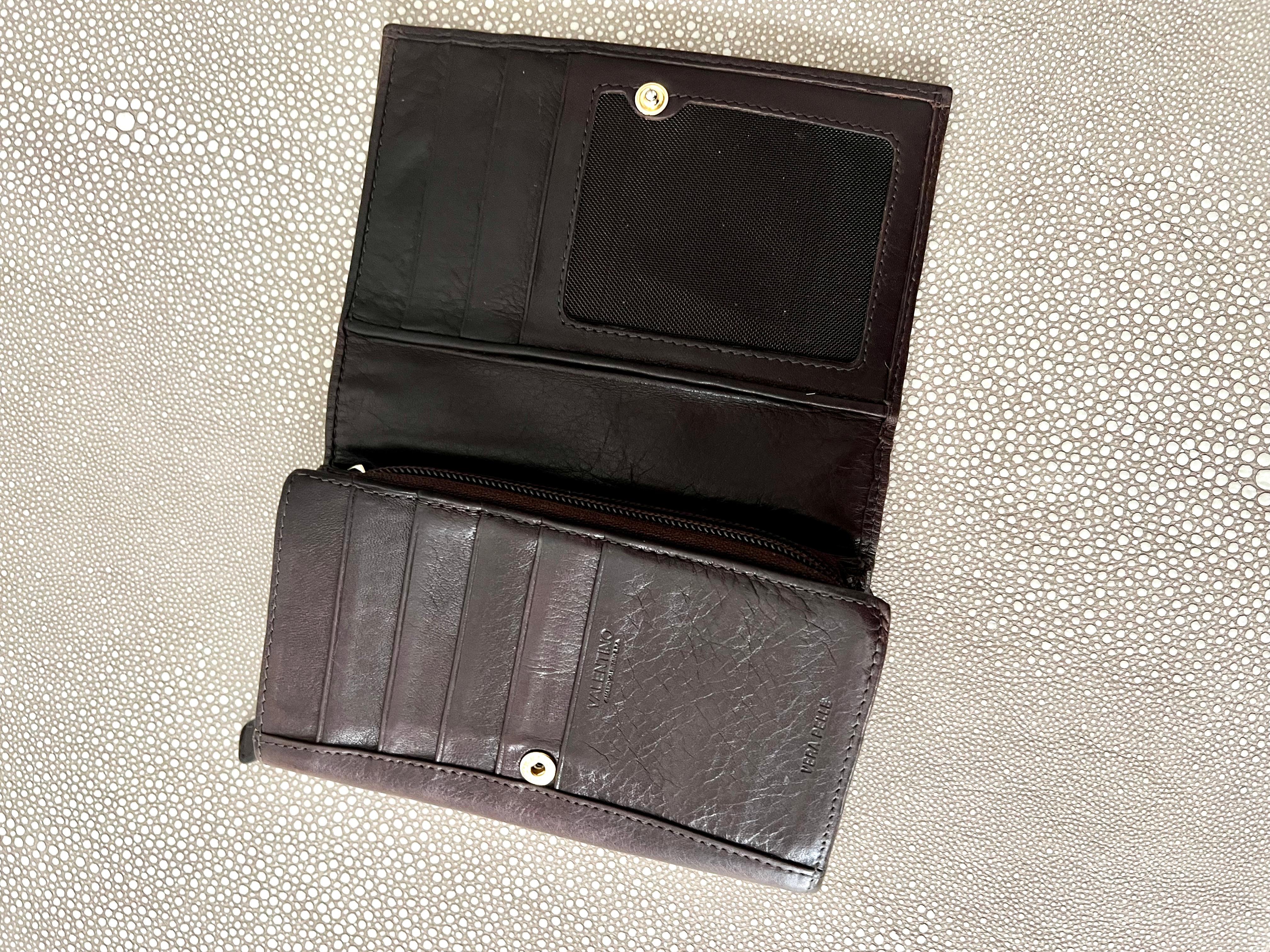 Modern Valentino Italian Duo Fold Leather Wallet For Sale