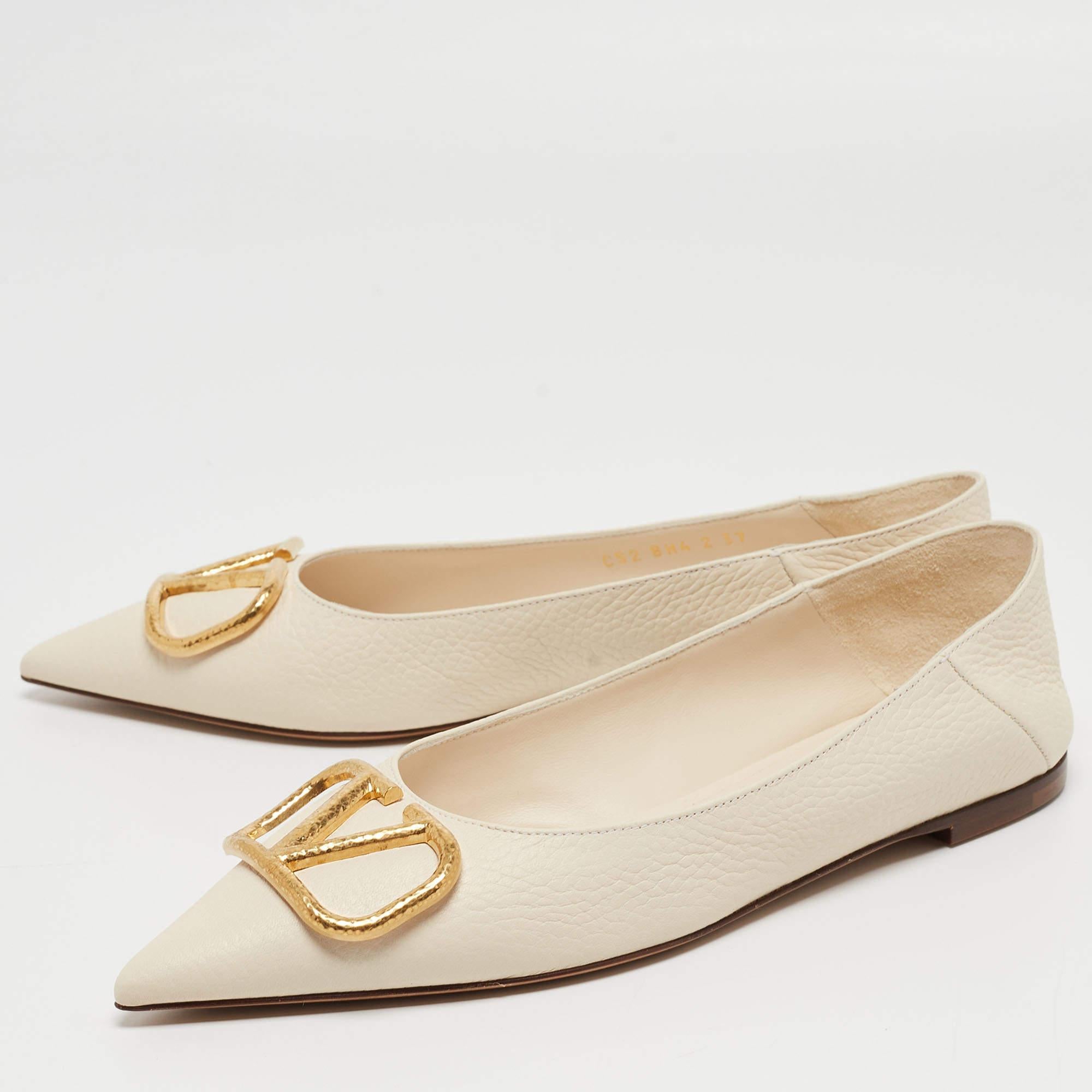 Valentino Ivory Leather VLogo Ballet Flats Size 37 For Sale 5