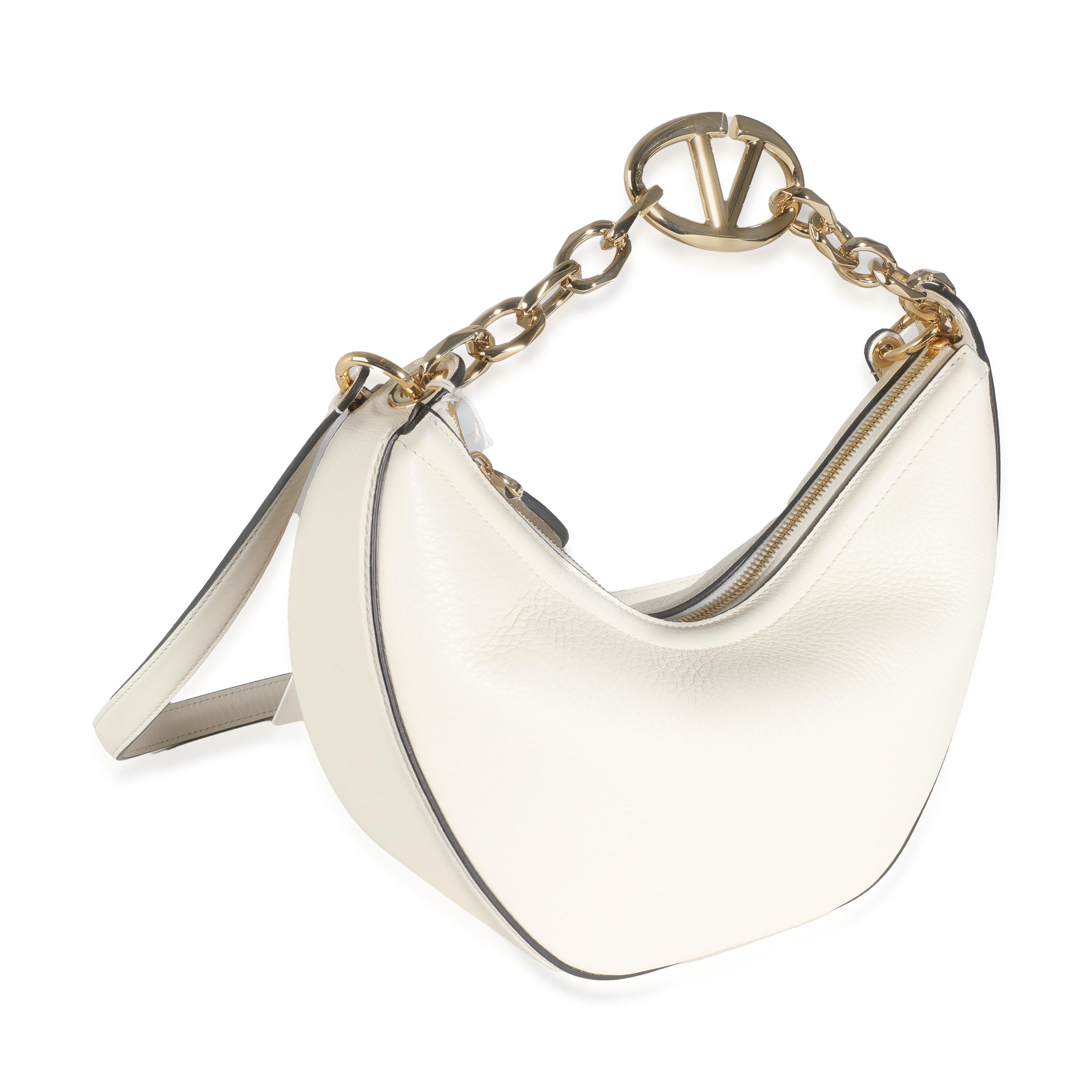 Beige Valentino Nappa Avorio Piccolo Vlogo Moon Hobo in vendita
