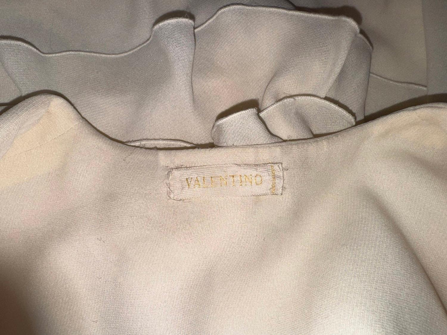 Camicetta in seta avorio di Valentino in vendita 3