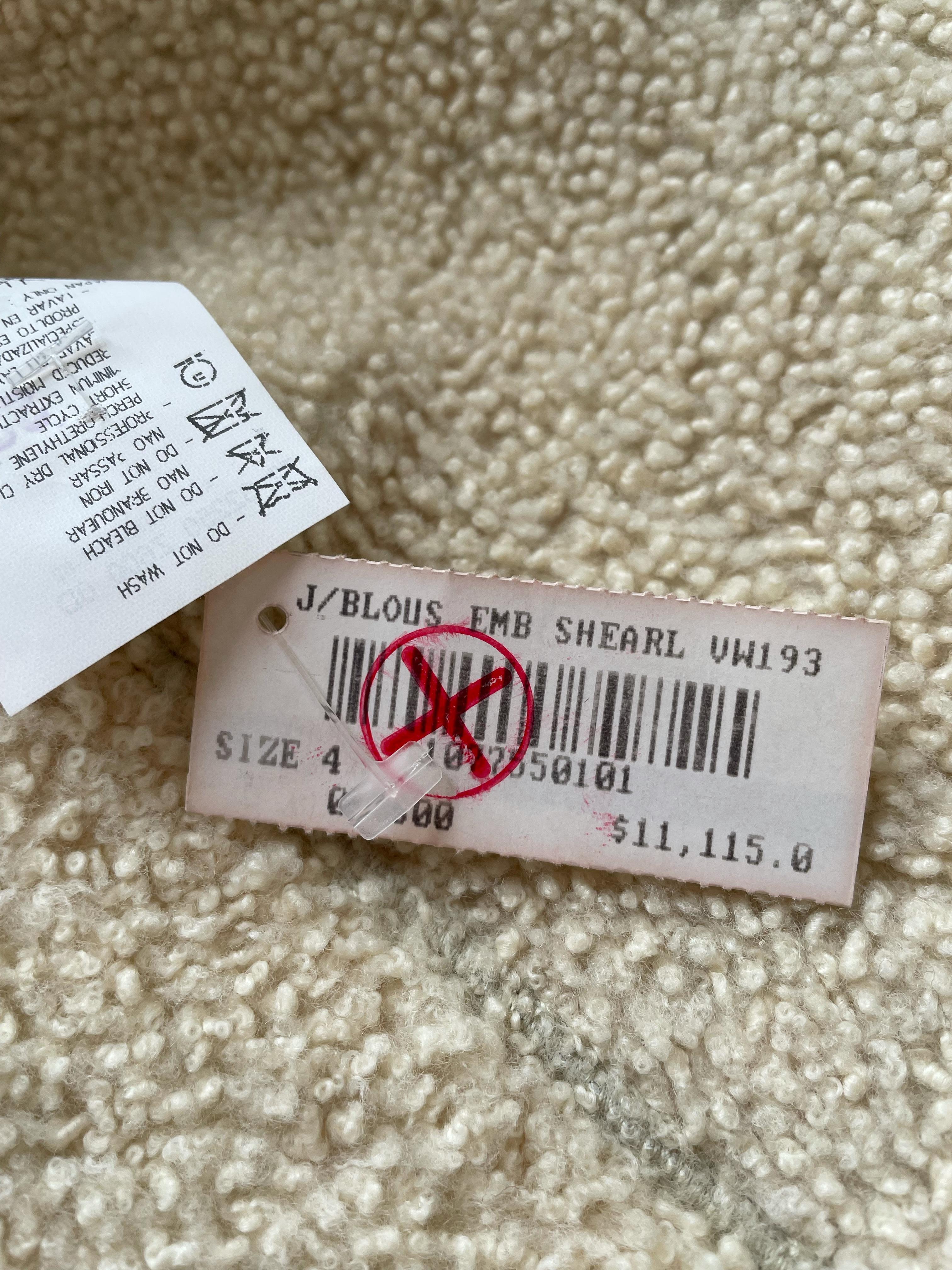 Valentino Ivory Suede and Shearling Cropped Jacket In Good Condition For Sale In Brooklyn, NY