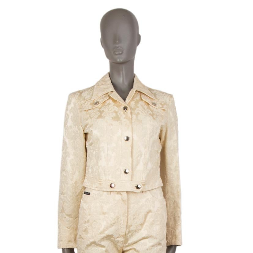 100% authentic Valentino Jeans jacquard cropped jacket in pale vanilla cotton (55%) and polyester (45%) with a straight collar, two buttoned pockets on the front and a western yoke at the back. Closes with silver brand-buttons on the front. Unlined.