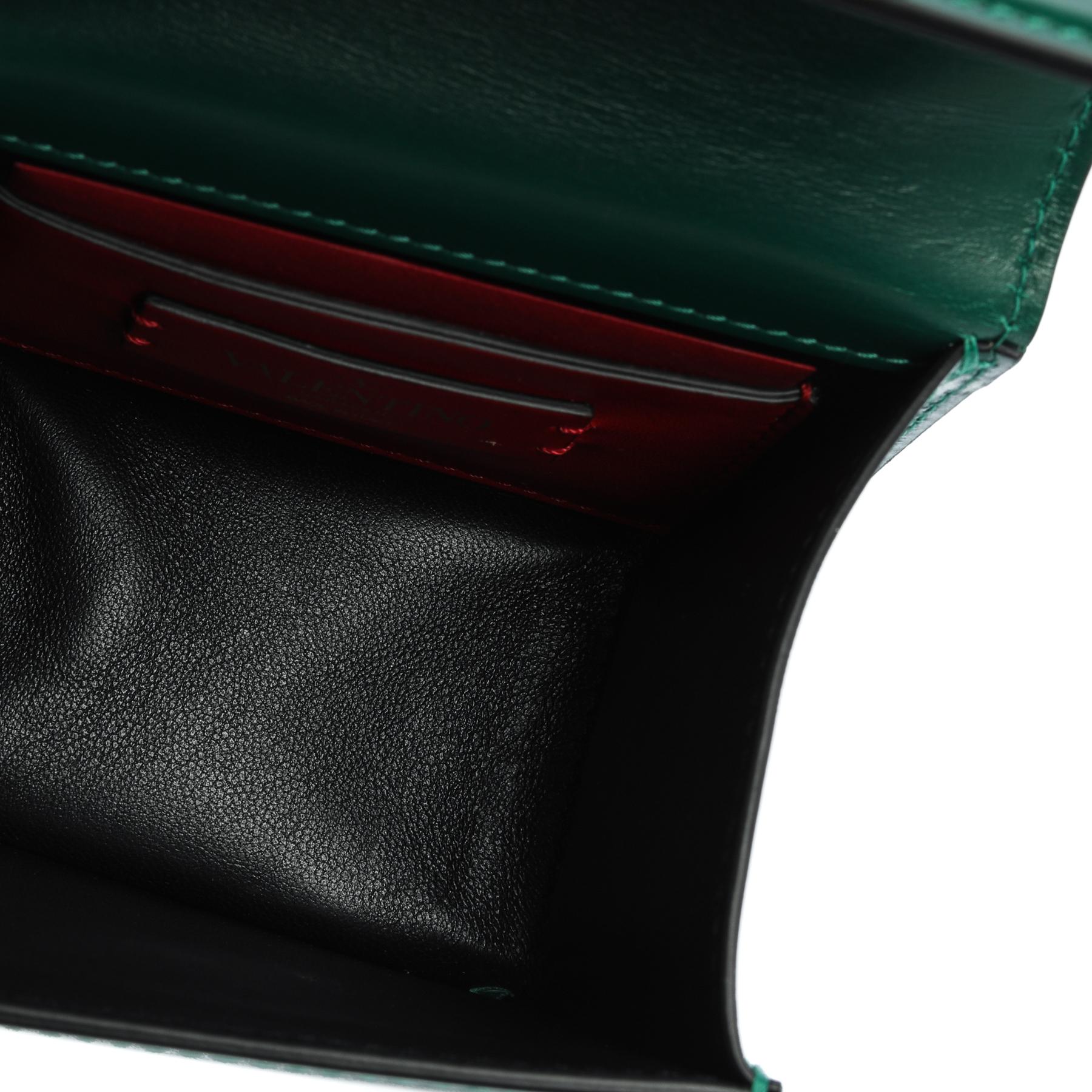 Valentino Jungle Green Leather Micro VSLING Shoulder Bag In New Condition In Dubai, Al Qouz 2