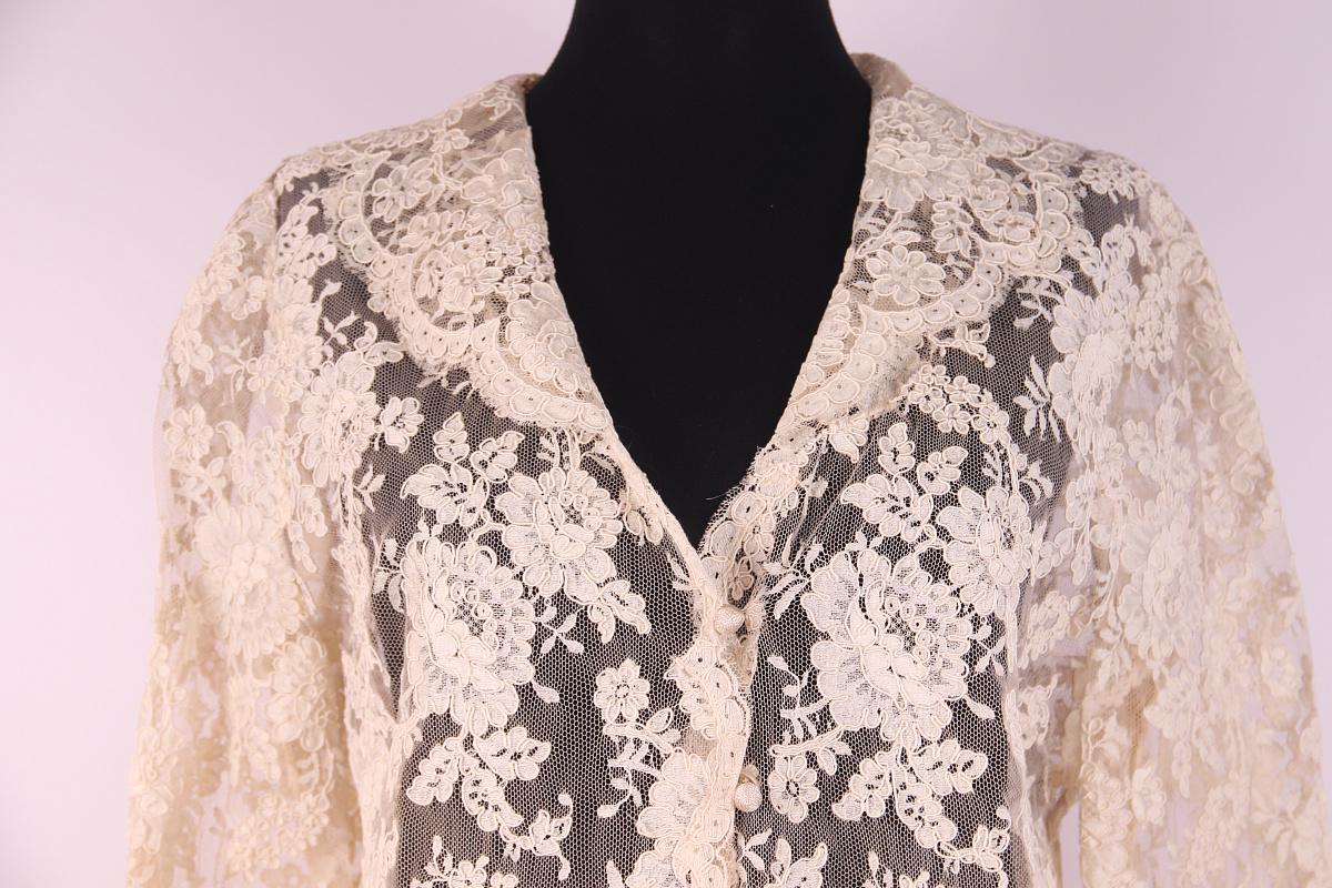 Valentino lace jacket For Sale 3