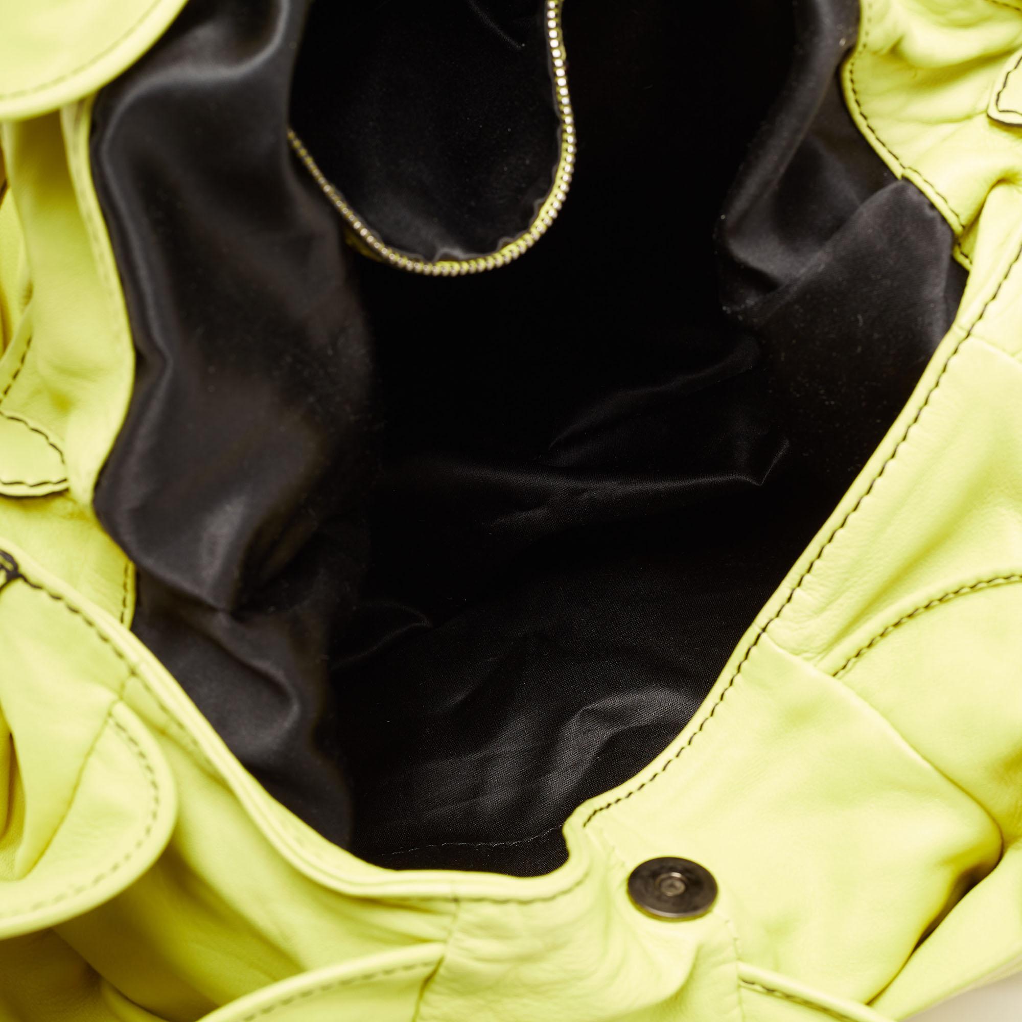 Valentino Lemon Yellow Leather Rouches Ruffle Hobo In Good Condition In Dubai, Al Qouz 2