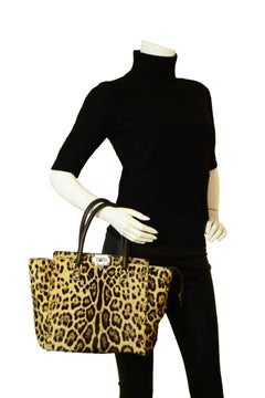 Valentino Leopard Print Kalb Haar kleine Rockstud Tote Bag w / Crossbody Strap