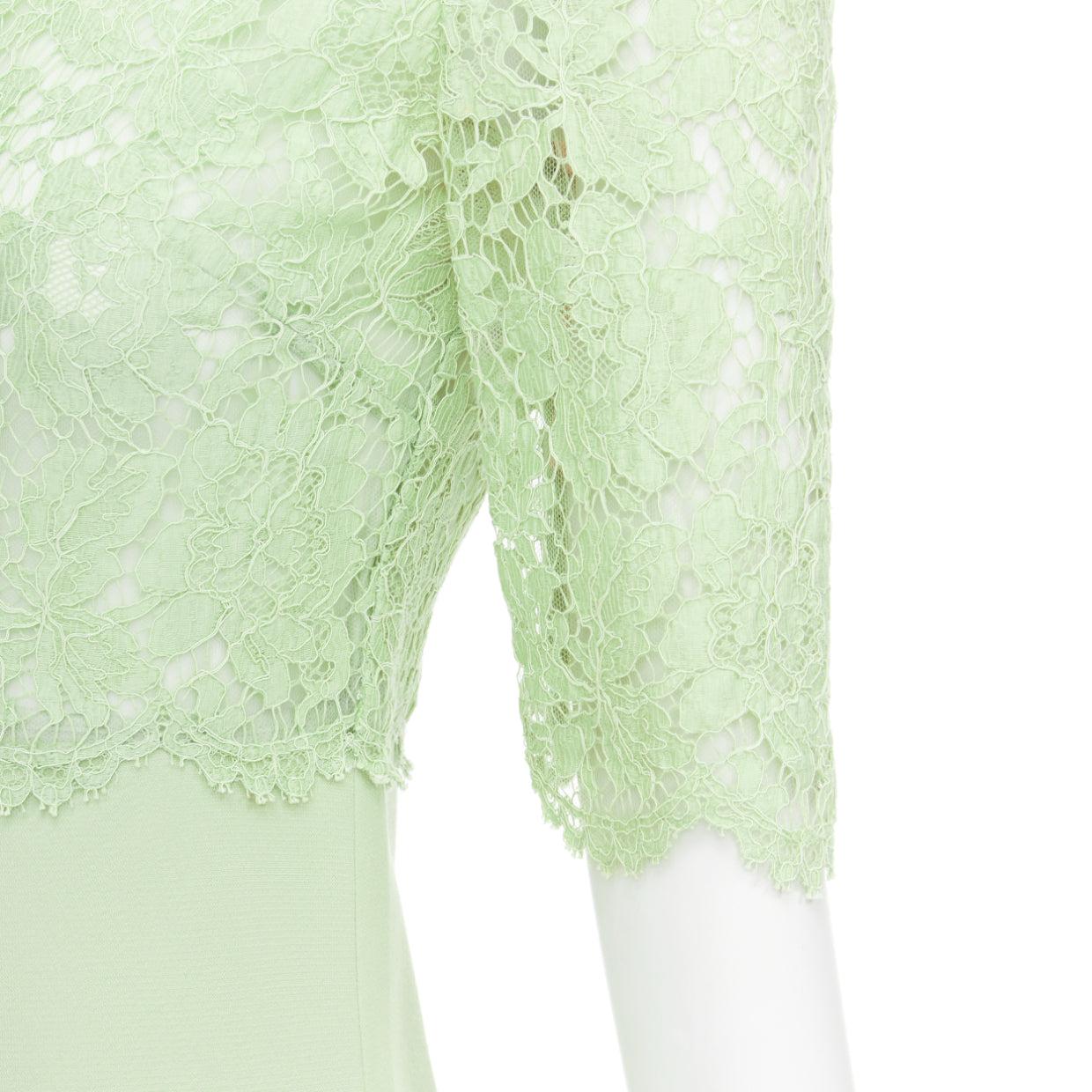 VALENTINO light green cotton blend lace bodice A line dress IT38 XS
Reference: GEGG/A00085
Brand: Valentino
Designer: Pier Paolo Piccioli
Material: Cotton, Blend
Color: Green
Pattern: Solid
Closure: Zip
Lining: Green Fabric
Made in: