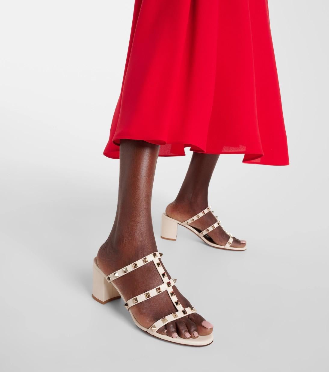 VALENTINO light ivory leather ROCKSTUD BLOCK HEEL SLIDE Sandals Shoes 37.5 5