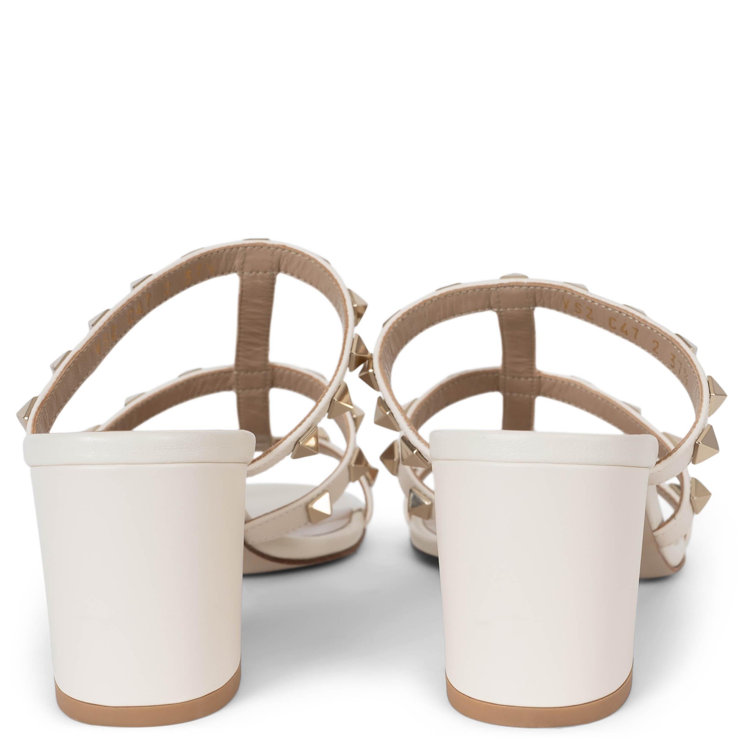 VALENTINO light ivory leather ROCKSTUD BLOCK HEEL SLIDE Sandals Shoes 37.5 In Excellent Condition In Zürich, CH