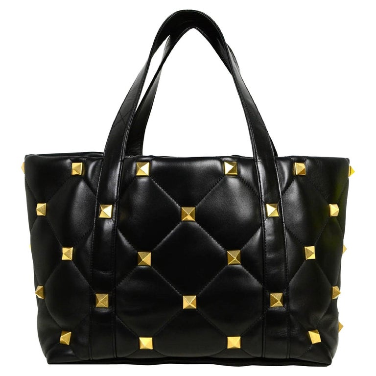 Valentino LIKE NEW Black Leather Roman Stud Quilted Leather Tote Bag rt  $4,750 For Sale at 1stDibs