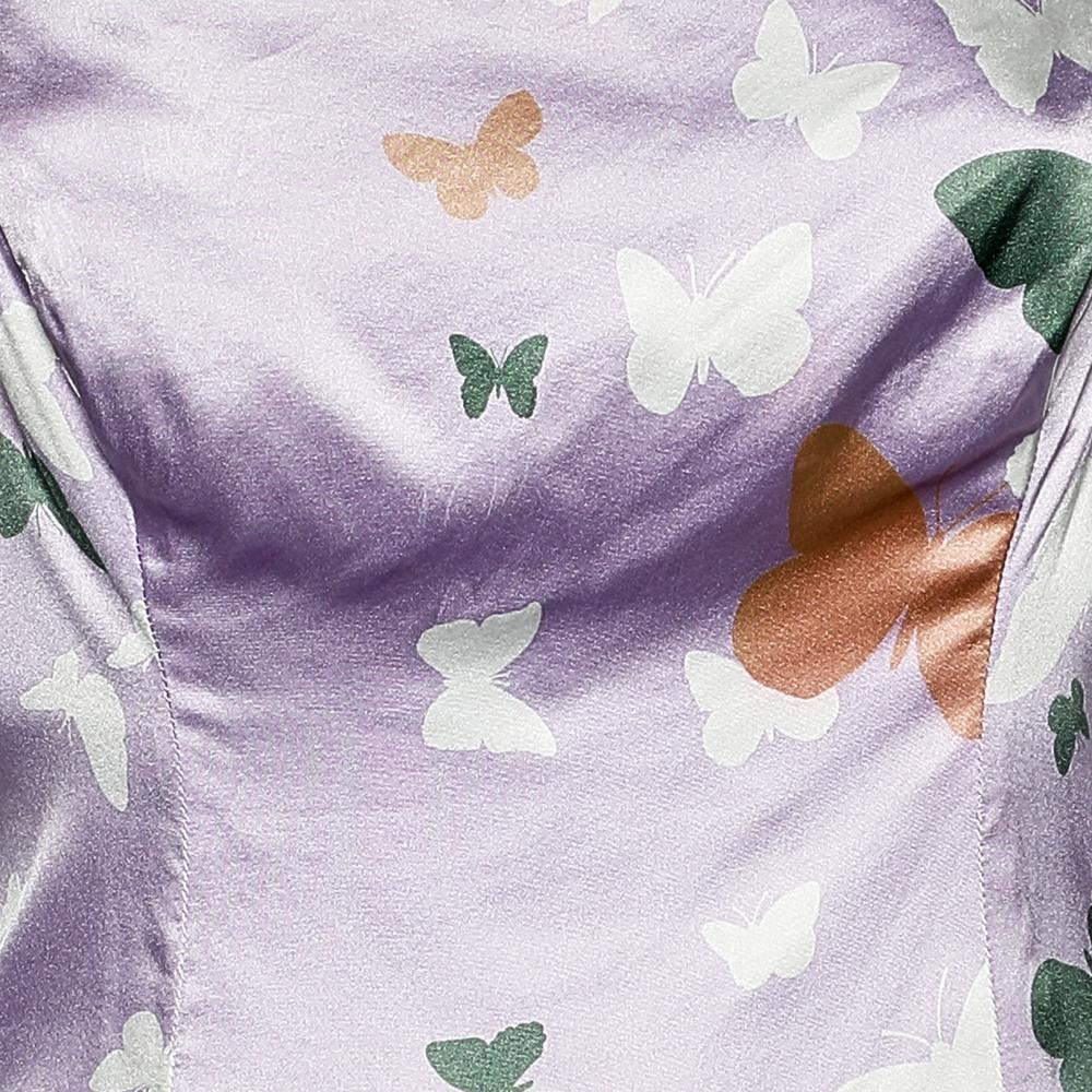 Valentino Lilac Butterfly Printed Silk Satin Asymmetric Hem Camisole M In Good Condition For Sale In Dubai, Al Qouz 2