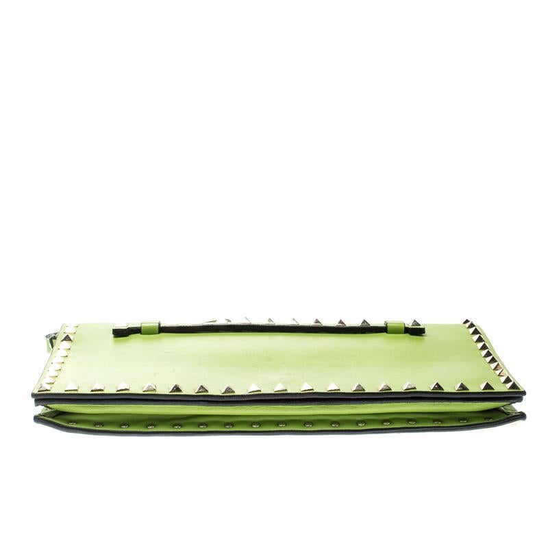 Valentino Lime Green Leather Rockstud Wristlet Clutch 5