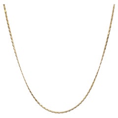 Valentino Link Necklace in 18k Yellow Gold