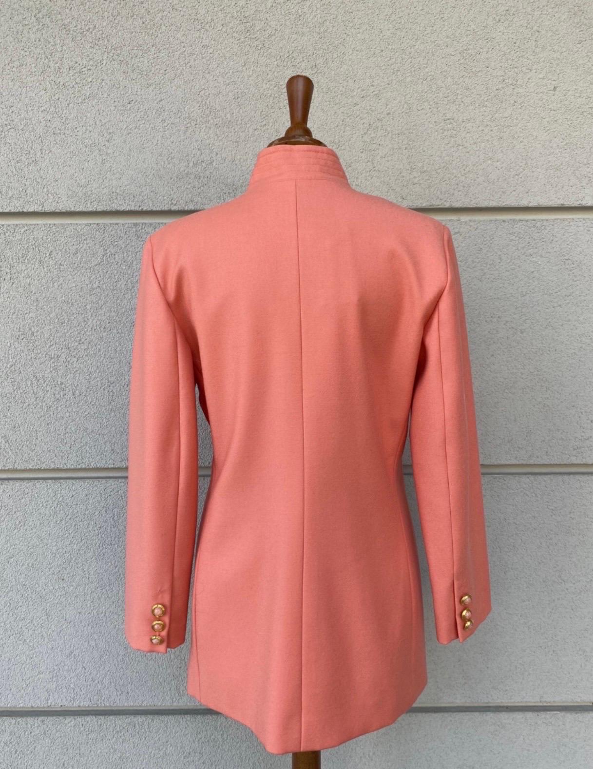 Valentino long peach pink wool vintage Jacket In Excellent Condition For Sale In Carnate, IT