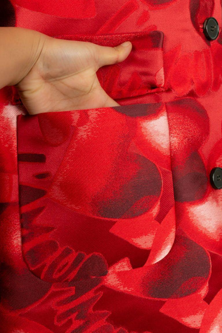 Valentino „Love“ Roter Seidenmantel Pre-Fall 2015 im Angebot 4