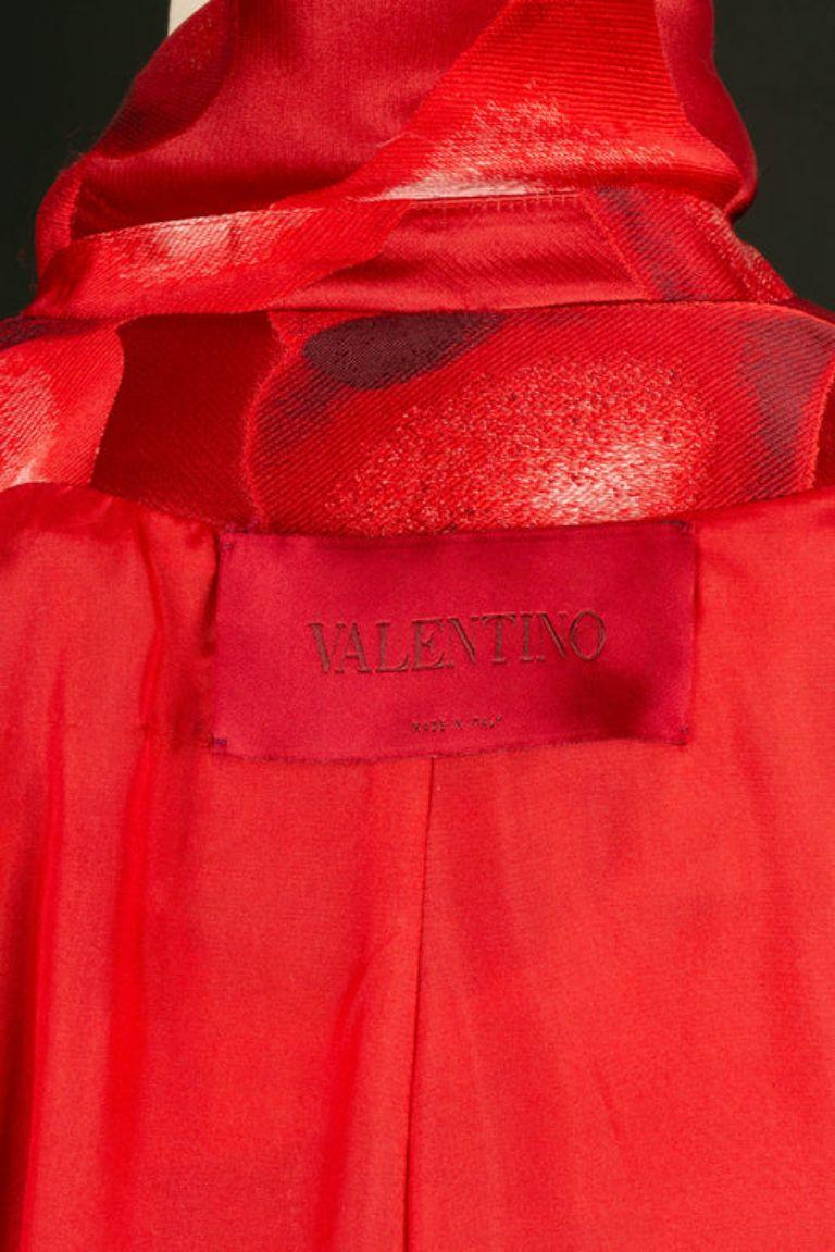 Valentino „Love“ Roter Seidenmantel Pre-Fall 2015 im Angebot 5