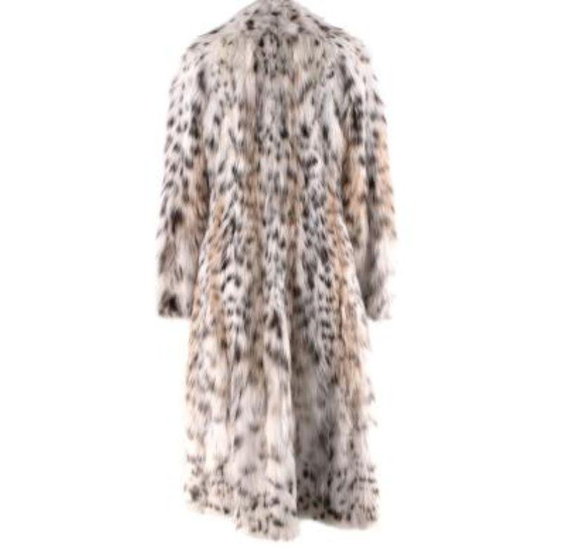 Cappotto lungo con risvolto a punta in pelliccia di Valentino Lynx - Taglia XS In condizioni buone in vendita a London, GB