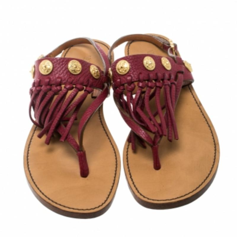 Valentino Sandales longues à franges en cuir marron, taille 37,5 Bon état - En vente à Dubai, Al Qouz 2