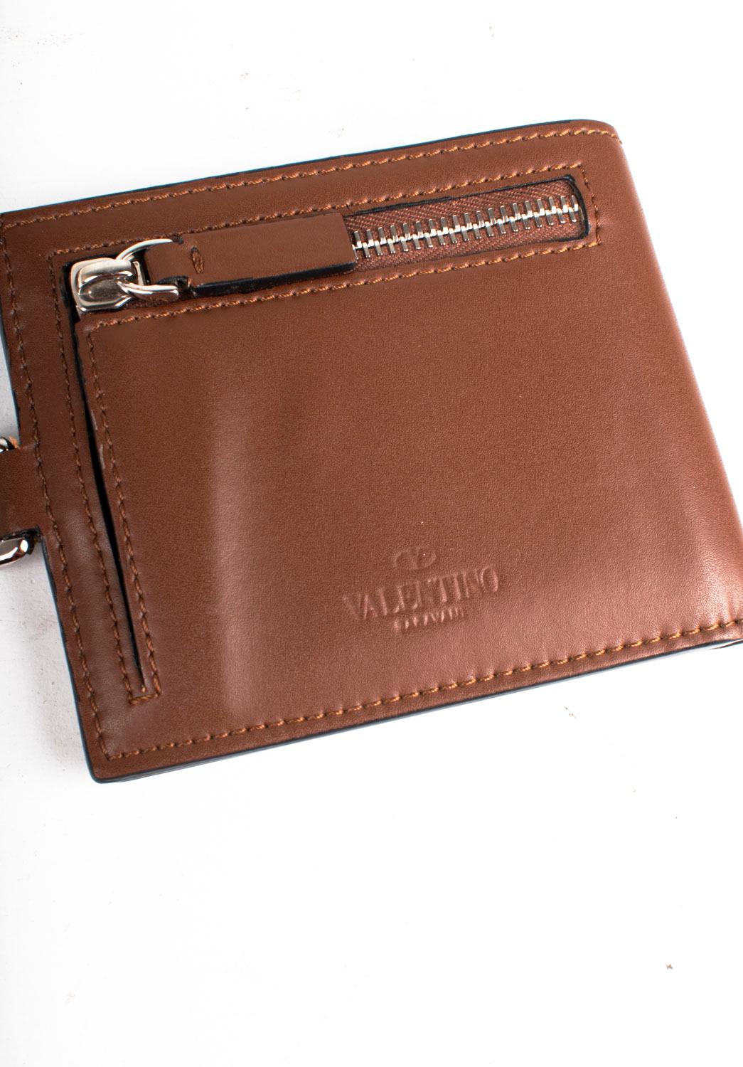 Valentino Billetera Bifold de piel para hombre, S1502 en Excelente estado para la venta en Kaunas, LT