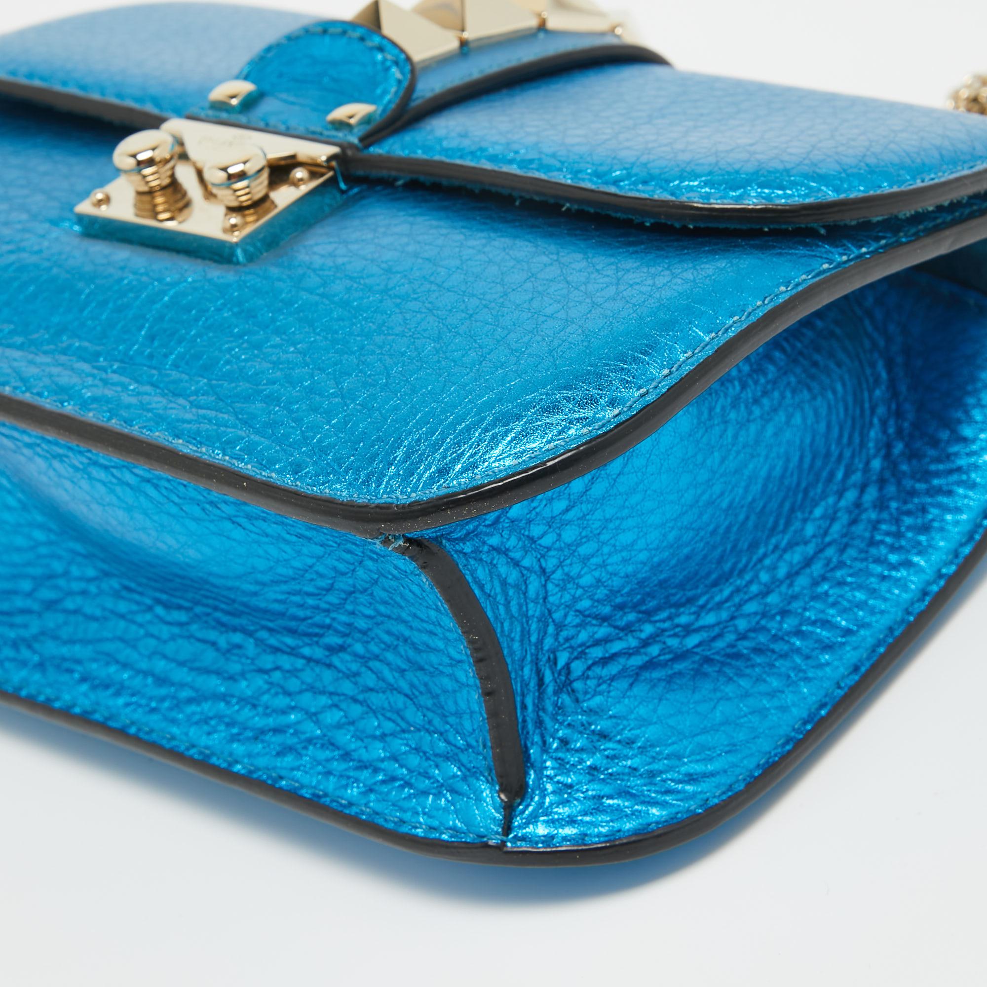 Valentino Metallic Blue Leather Small Rockstud Glam Lock Flap Bag For Sale 3