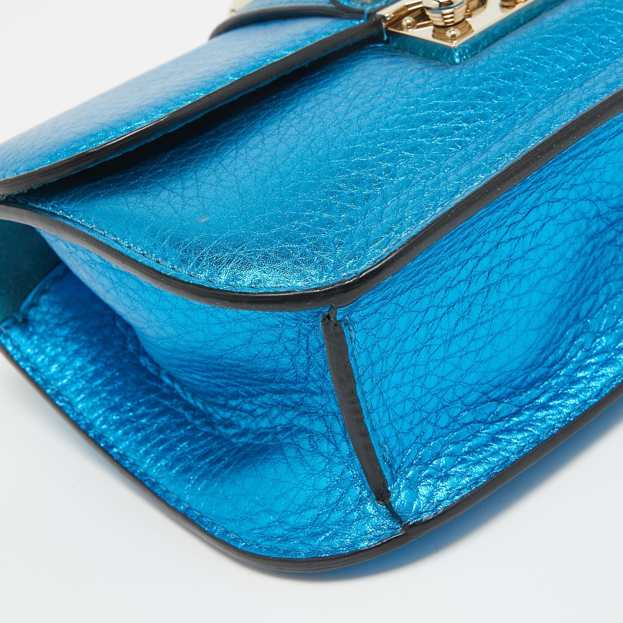 Valentino Metallic Blue Leather Small Rockstud Glam Lock Flap Bag For Sale 4
